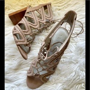 1. STATE -  KAYLEY tie up stacked heels